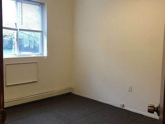 5th image of 8345 Lefferts Blvd APT 1B