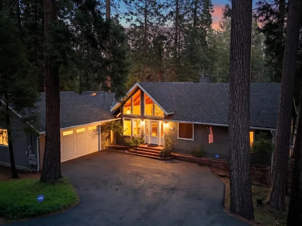 2602 Linnet Ln, Arnold, CA 95223