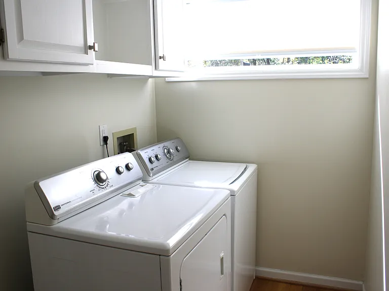 1010 Eastshore Cir — Photo 9
