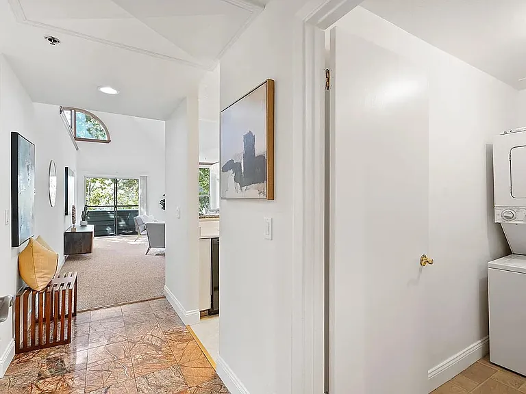 411 Park Ave #301 — Photo 6