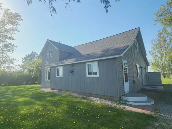 7223 E Tyler Rd, Breckenridge, MI 48615