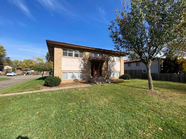543 78th Ave NE APT 4