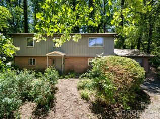 1 Beaverdam Knoll Rd, Asheville, NC 28804
