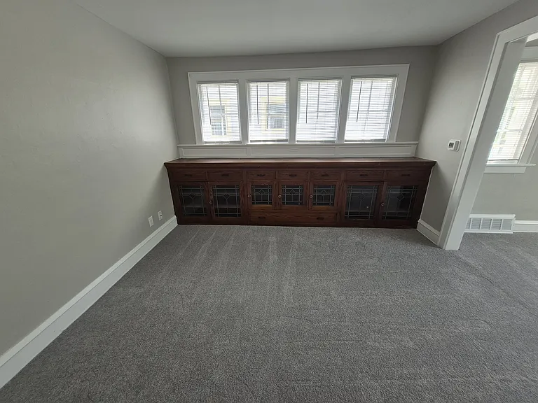 1310 S 76th St — Photo 5
