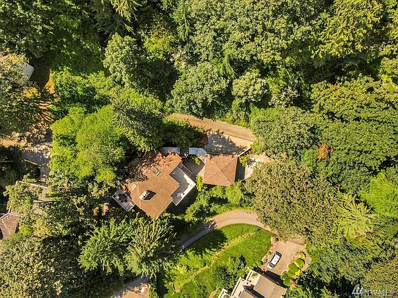 2nd image of 4335 Fernbrook Dr