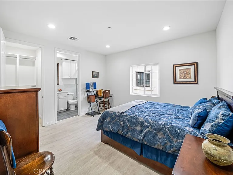 1101 N Maclay Ave #2 — Photo 20