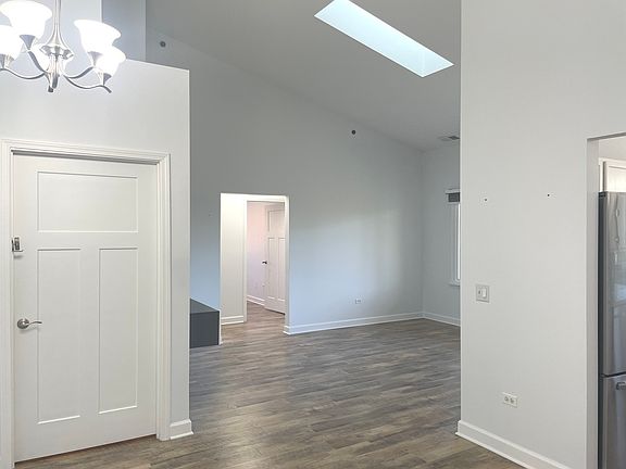 2nd image of 881 N Swift Rd Unit 308