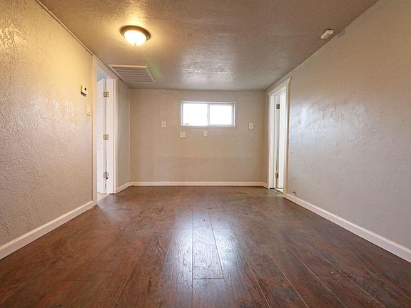 4th image of 1219 E Court Ave
