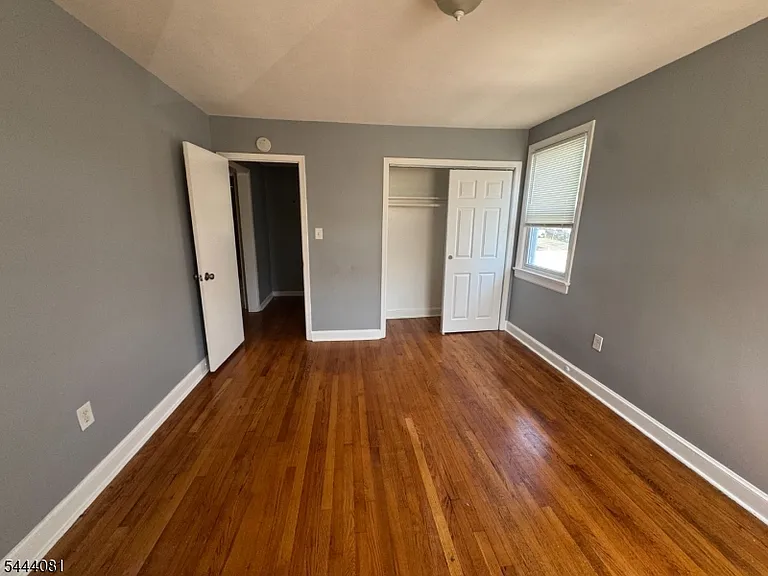 351 Ogden St — Photo 7