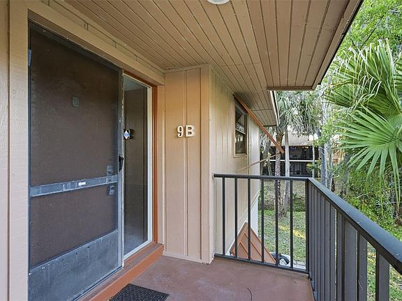 3rd image of 100 SWEETGUM WOODS COURT #9B