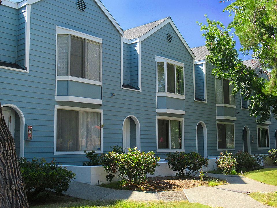 1st image of 591 N Garfield Ave APT 2