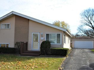 705 W Sunset Ave, Villa Park, IL 60181