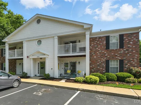 3425 Country Stone Manor Dr APT G, Valley Park, MO 63088