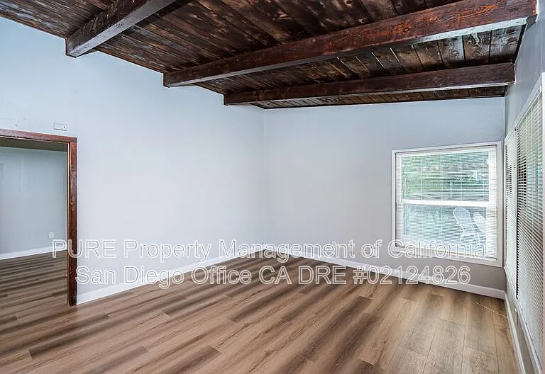 1053 Grand Ave — Photo 5