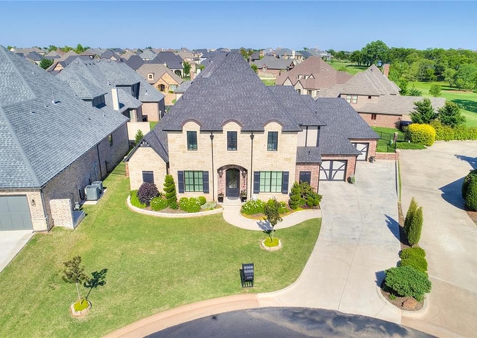2nd image of 15704 James Thomas Ct