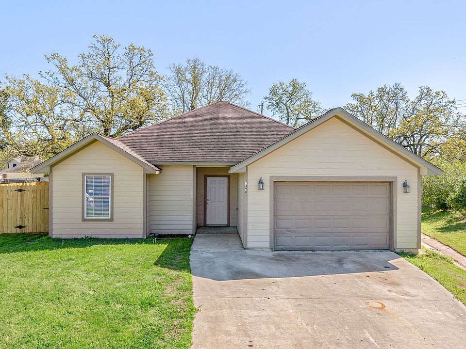 1st image of 2396 Driftwood Dr