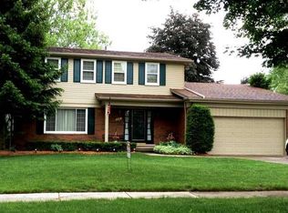 441 Scottsdale Dr, Troy, MI