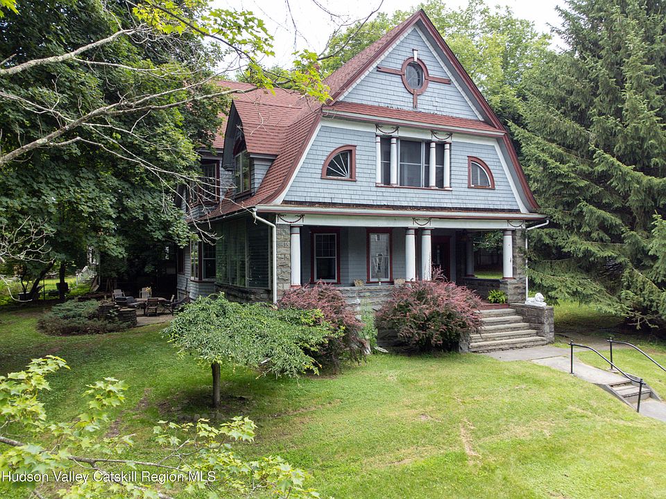 1st image of 12 Highview Avenue