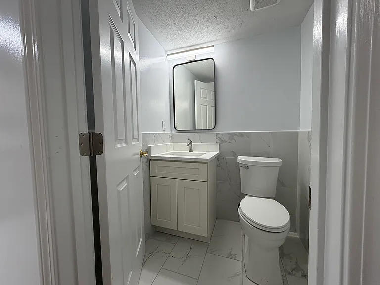 165 Cottage St #214 — Photo 5