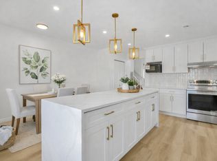 2519 45th St NW, Edmonton, AB T6L 5Z4