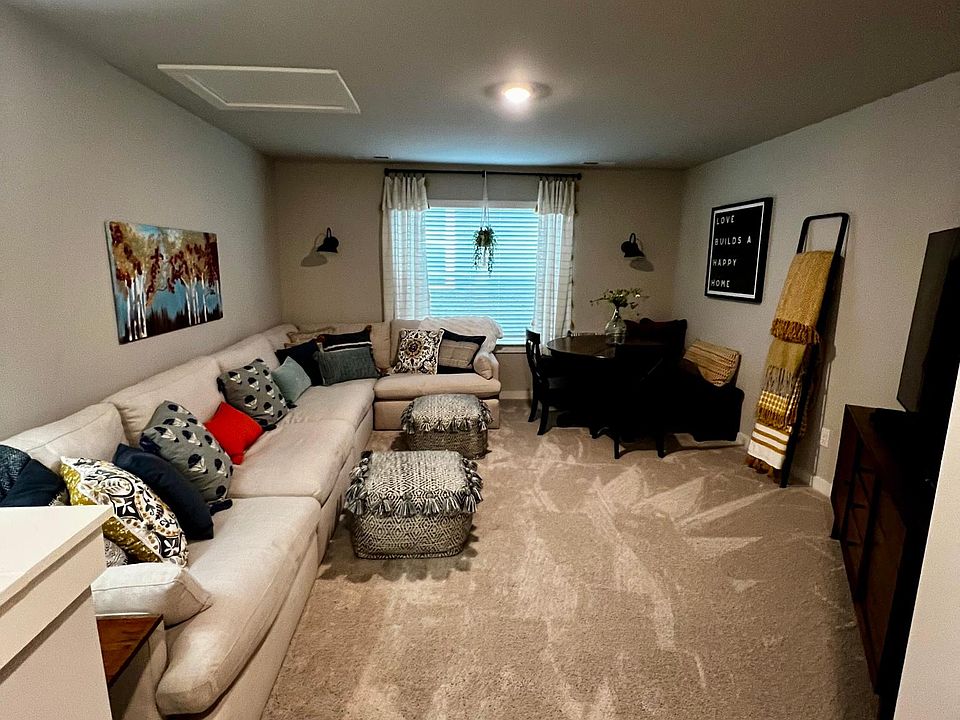 1st image of 436 Golden Meadow Ln