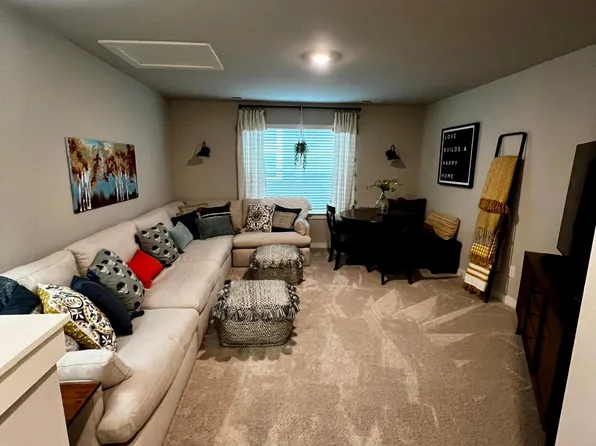 436 Golden Meadow Ln, Hendersonville, TN 37075