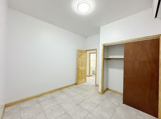 32 Market St UNIT 1F, New York, NY 10002