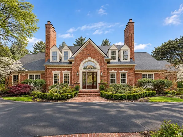 2972 Heron Pl, Bloomfield Hills, MI 48302