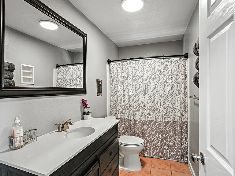 6137 Birchwood Dr — Photo 11