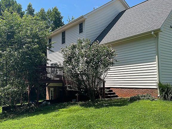 3rd image of 108 Rachel Ct