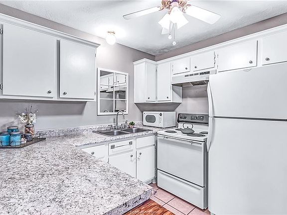 5th image of 2807 Wildflower Dr APT 42