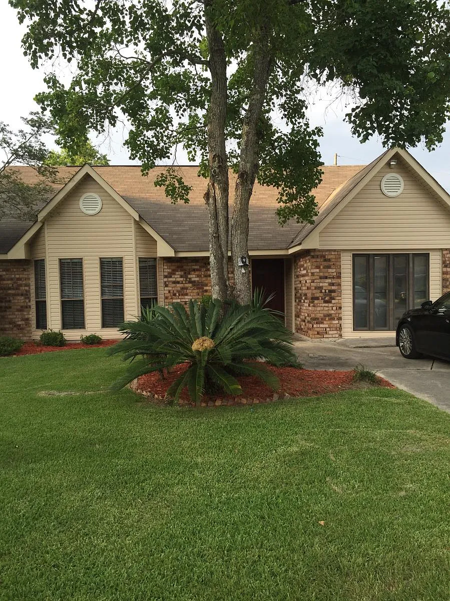 Building Photo - 802 Huntwyck Cir