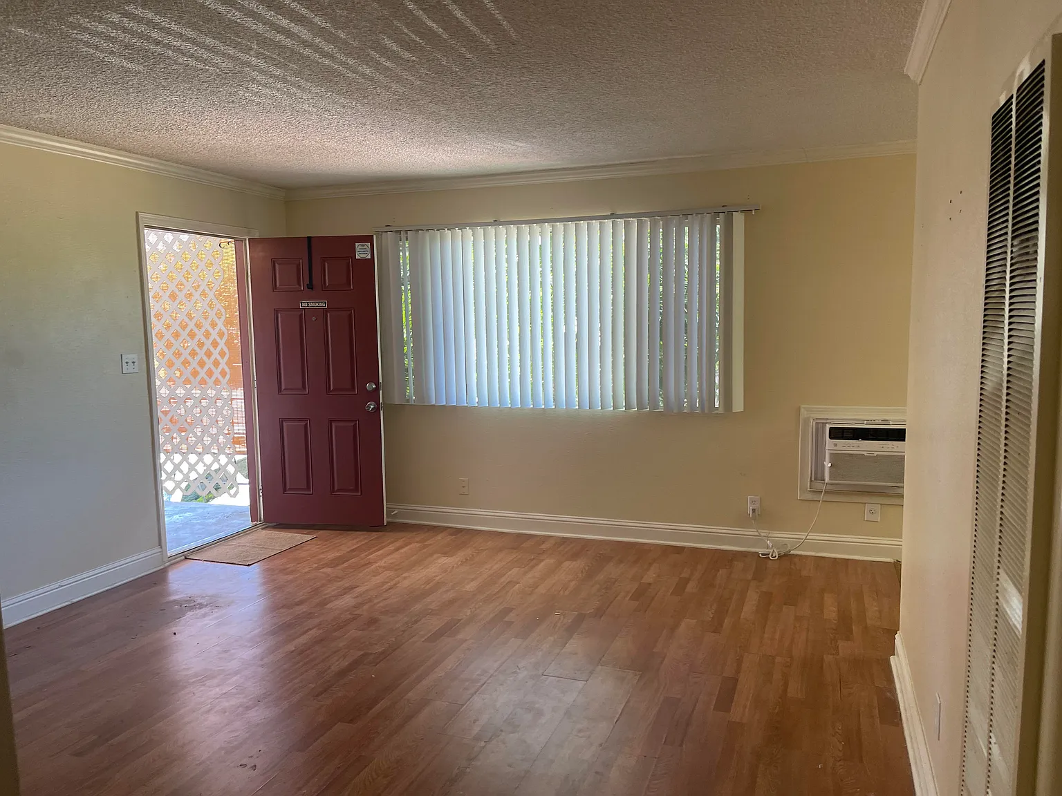 2 bed, $1,000 — Photo 3