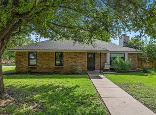 310 Ruth Dr, Hewitt, TX 76643