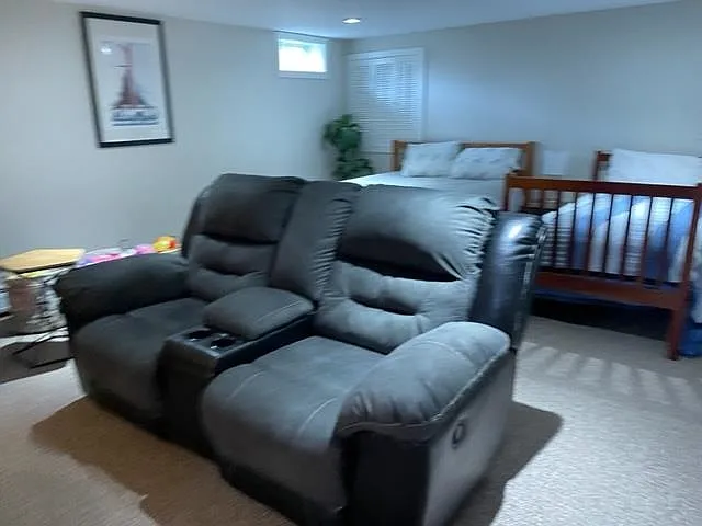 1B N Peak Vlg — Photo 12