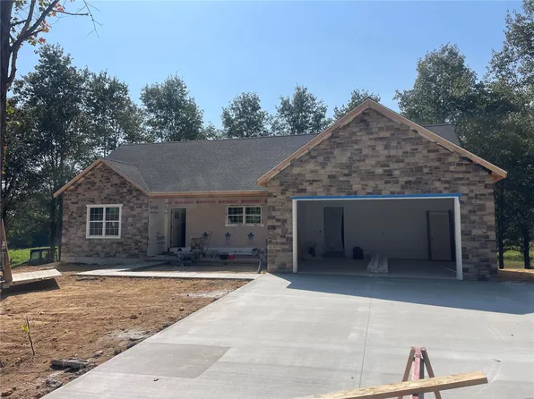 184 Pecan Landing Ln, Jackson, MO 63755