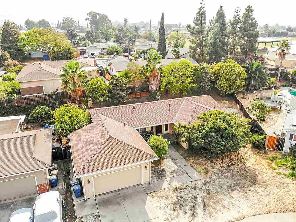 1st image of 4011 Leticia Ct