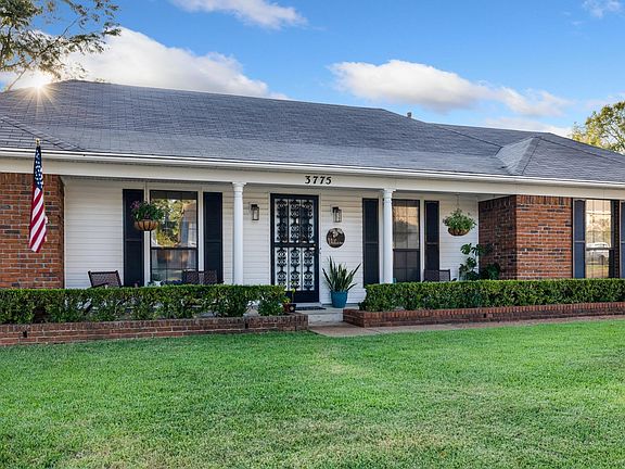 3rd image of 3775 Oak Forest Dr