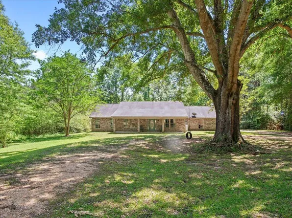 152 Calvin Purvis Rd, Purvis, MS 39475