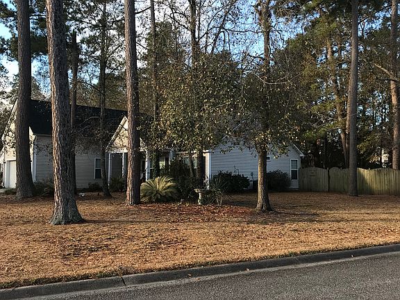 5th image of 313 Ashford Cir