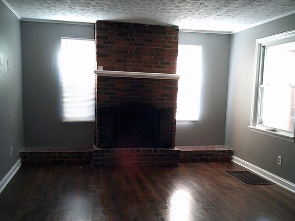 4th image of 5464 Karen Ave
