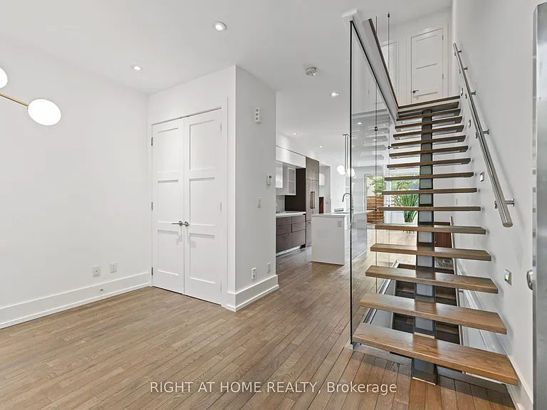 66 Havelock St #11 — Photo 17