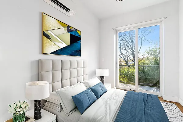 Rented by Douglas Elliman | media 16