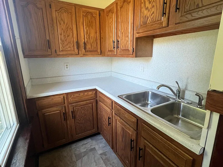 101 Greenwood St #2 — Photo 10