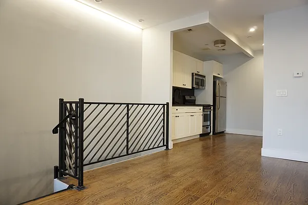 Rented by Rennit Inc. | media 14