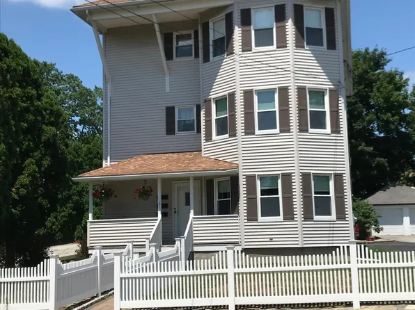 101 Lake St #3, Webster, MA 01570