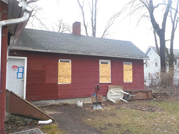 4th image of 62 Scrantom St #60