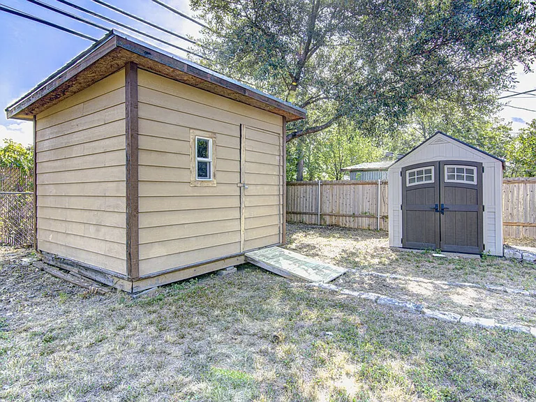 1410 Kamar Dr — Photo 19