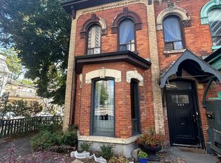 263 Wellesley St E, Toronto, ON M4X 1G8