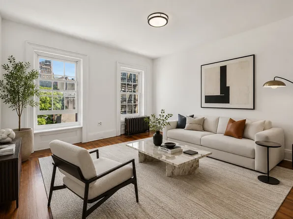 92 Christopher St APT 4E, New York, NY 10014